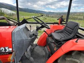 Трактор Kubota, снимка 3