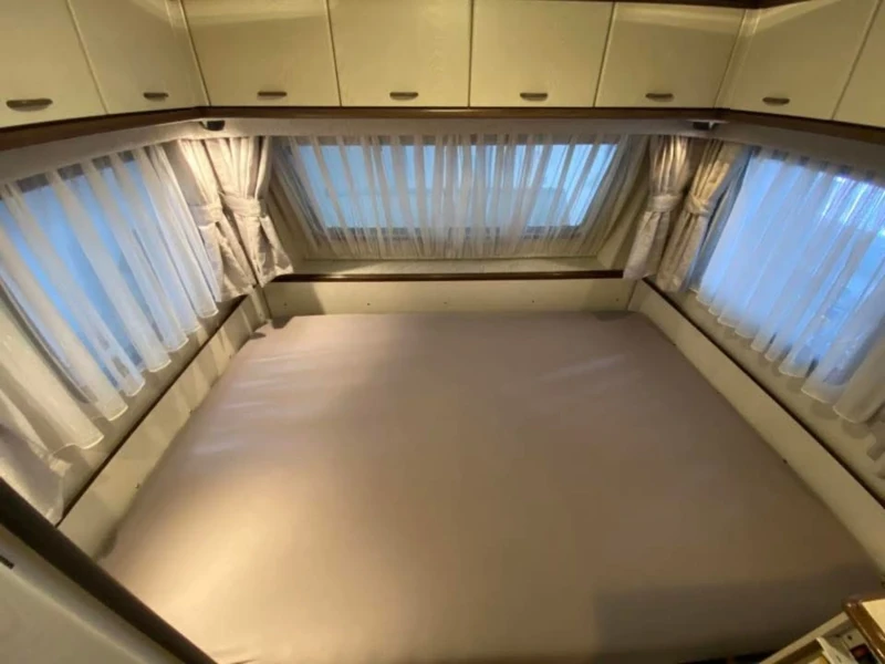 Каравана Hobby Classic, снимка 5 - Каравани и кемпери - 53052053