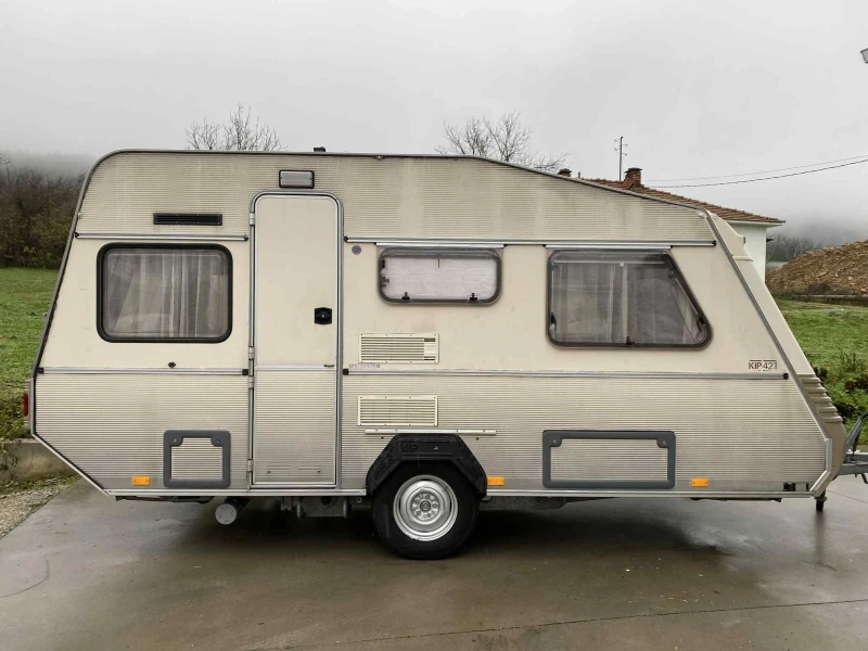 Каравана KIP KG-42-T, снимка 6 - Каравани и кемпери - 52327449