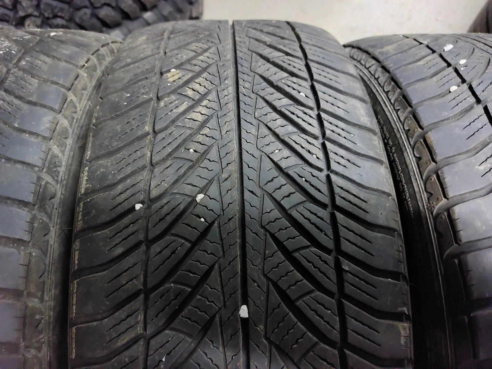 ���� 245/45R18 | Mobile.bg � ����������� 6