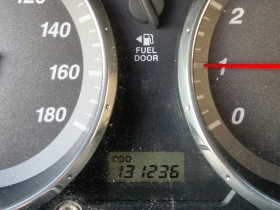 Daihatsu Cuore АВТОМАТИК! 131000км!КЛИМАТИК!, снимка 14