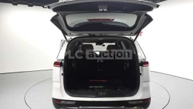 Kia Carnival Hi Limousine* V6* FULL* ПОДГРЕВ* ОБДУХВАНЕ*  | Auto.bg — изображение 17