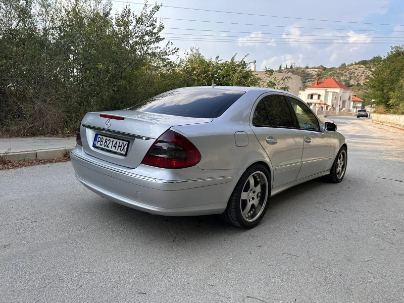 Mercedes-Benz E 320 Evo 4matic facelift , снимка 6 - Автомобили и джипове - 47145543