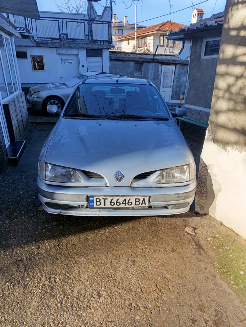 Renault Megane, снимка 5 - Автомобили и джипове - 48443275