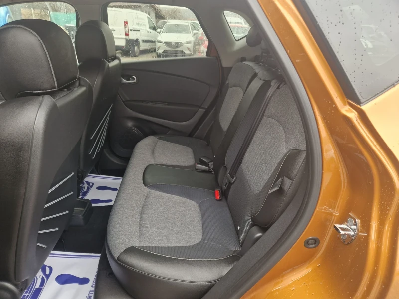 Renault Captur 1.5DCi FULL, снимка 10 - Автомобили и джипове - 49276450