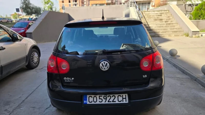 VW Golf, снимка 3 - Автомобили и джипове - 49481174