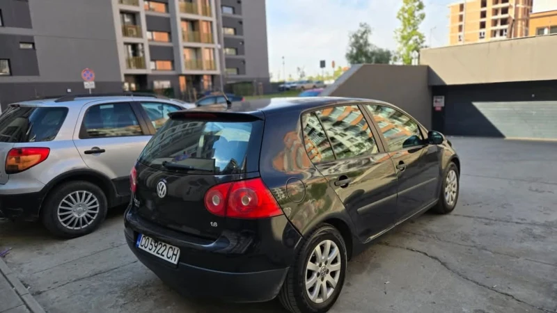 VW Golf, снимка 2 - Автомобили и джипове - 49481174