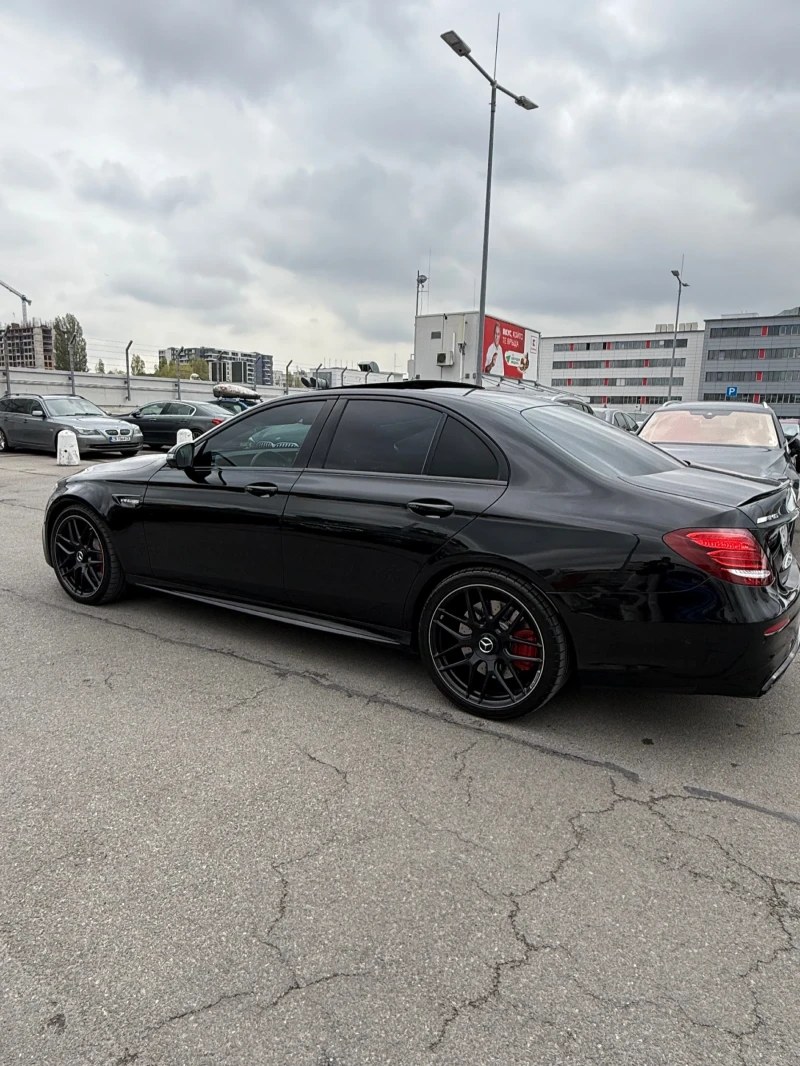 Mercedes-Benz E 63 AMG 6.3 AMG S 4 matic + , снимка 7 - Автомобили и джипове - 51880803