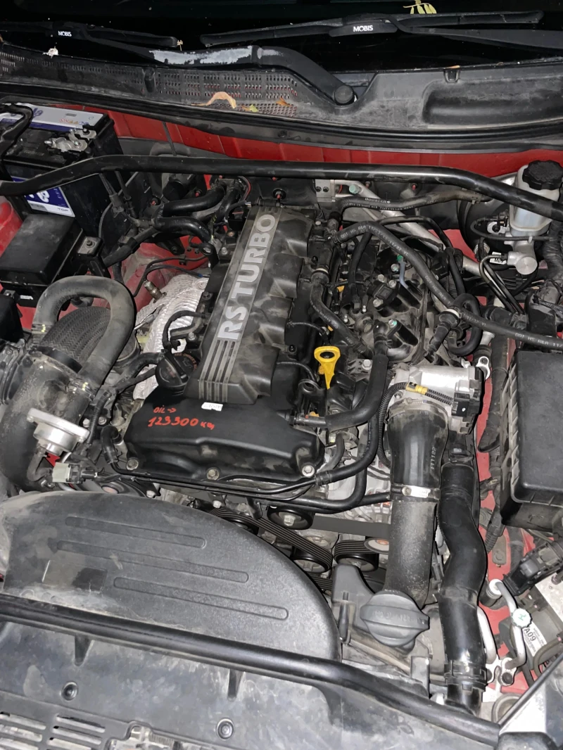 Hyundai Genesis 200Turbo, снимка 10 - Автомобили и джипове - 52036276