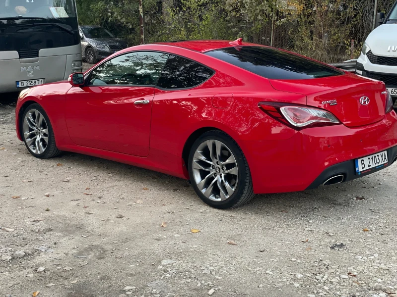 Hyundai Genesis 200Turbo, снимка 9 - Автомобили и джипове - 52036276