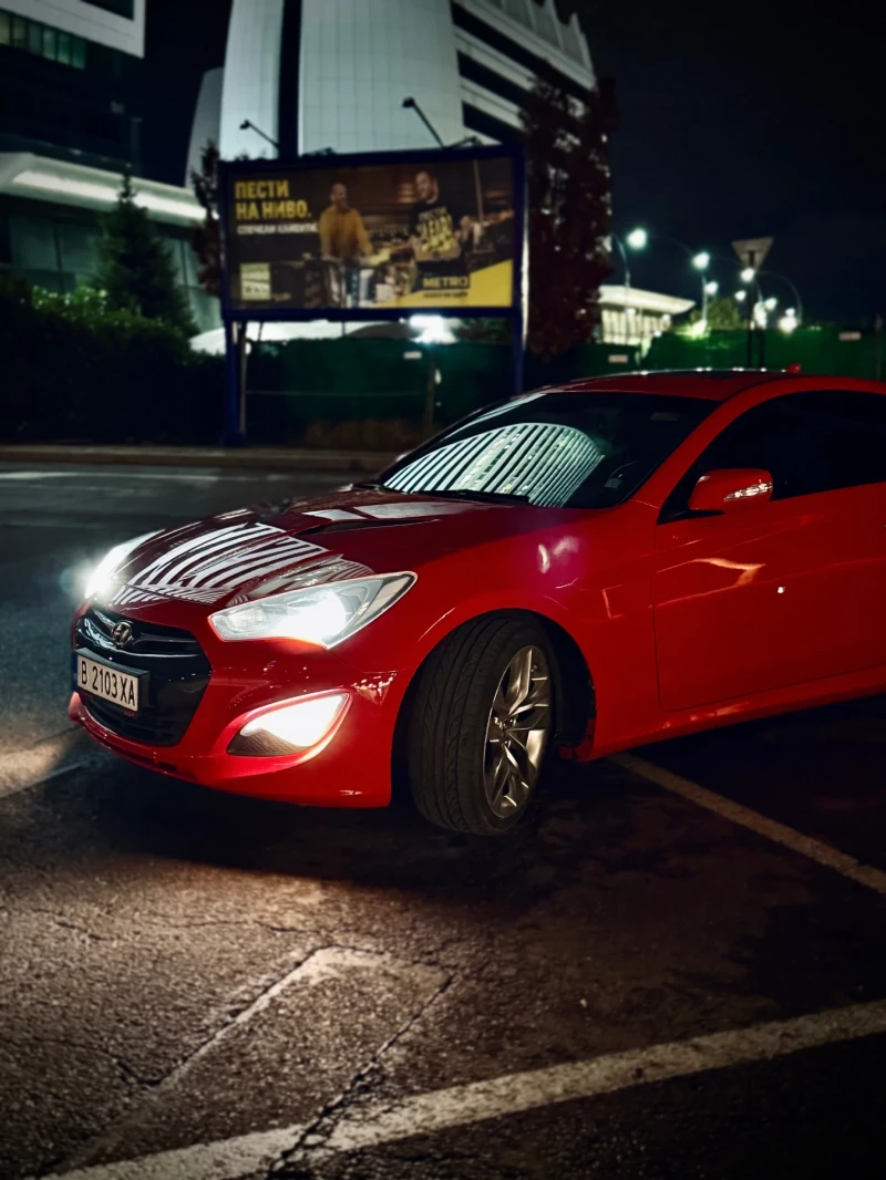 Hyundai Genesis 200Turbo, снимка 4 - Автомобили и джипове - 52036276