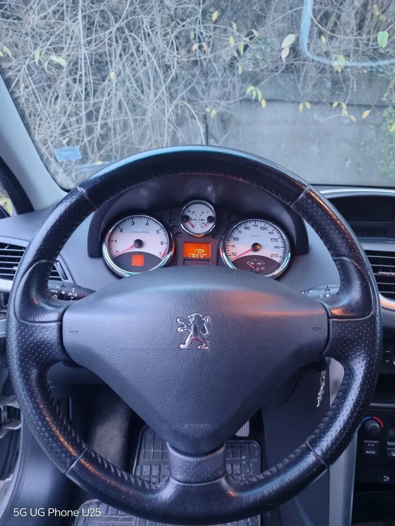 Peugeot 207 1.6i Automatic, снимка 11 - Автомобили и джипове - 52663153