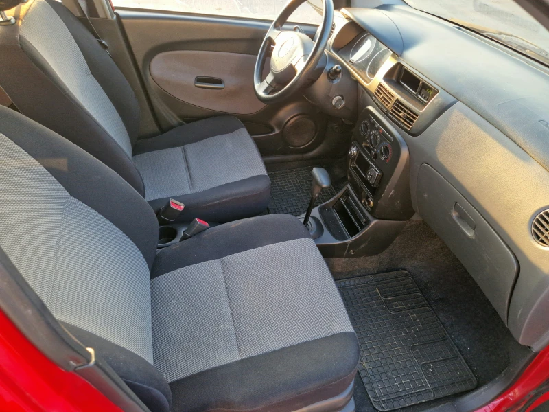 Daihatsu Cuore АВТОМАТИК! 131000км!КЛИМАТИК!, снимка 8 - Автомобили и джипове - 52807064