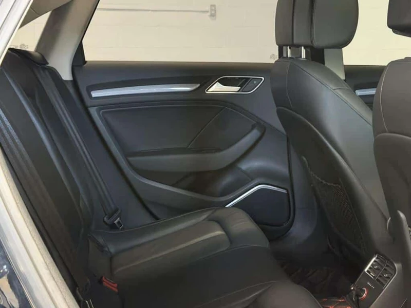 Audi A3 * 2.0T Technik b&o, Sunroof, Navi * CARFAX * ЦЕНА , снимка 12 - Автомобили и джипове - 53511722