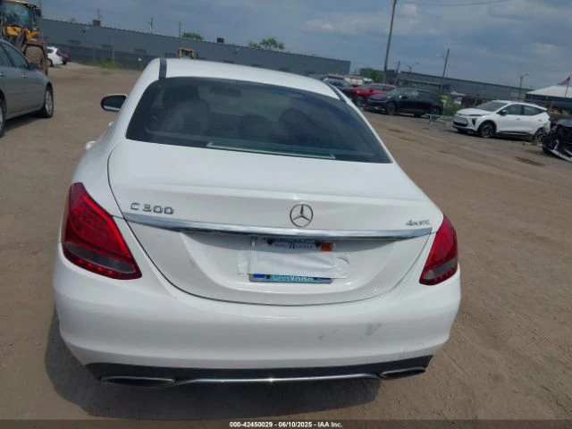 Mercedes-Benz C 300 4MATIC* КОЖА* ПОДГРЕВ* КАМЕРА* КЕЙЛЕС* LANE* ASSIS - изображение 8