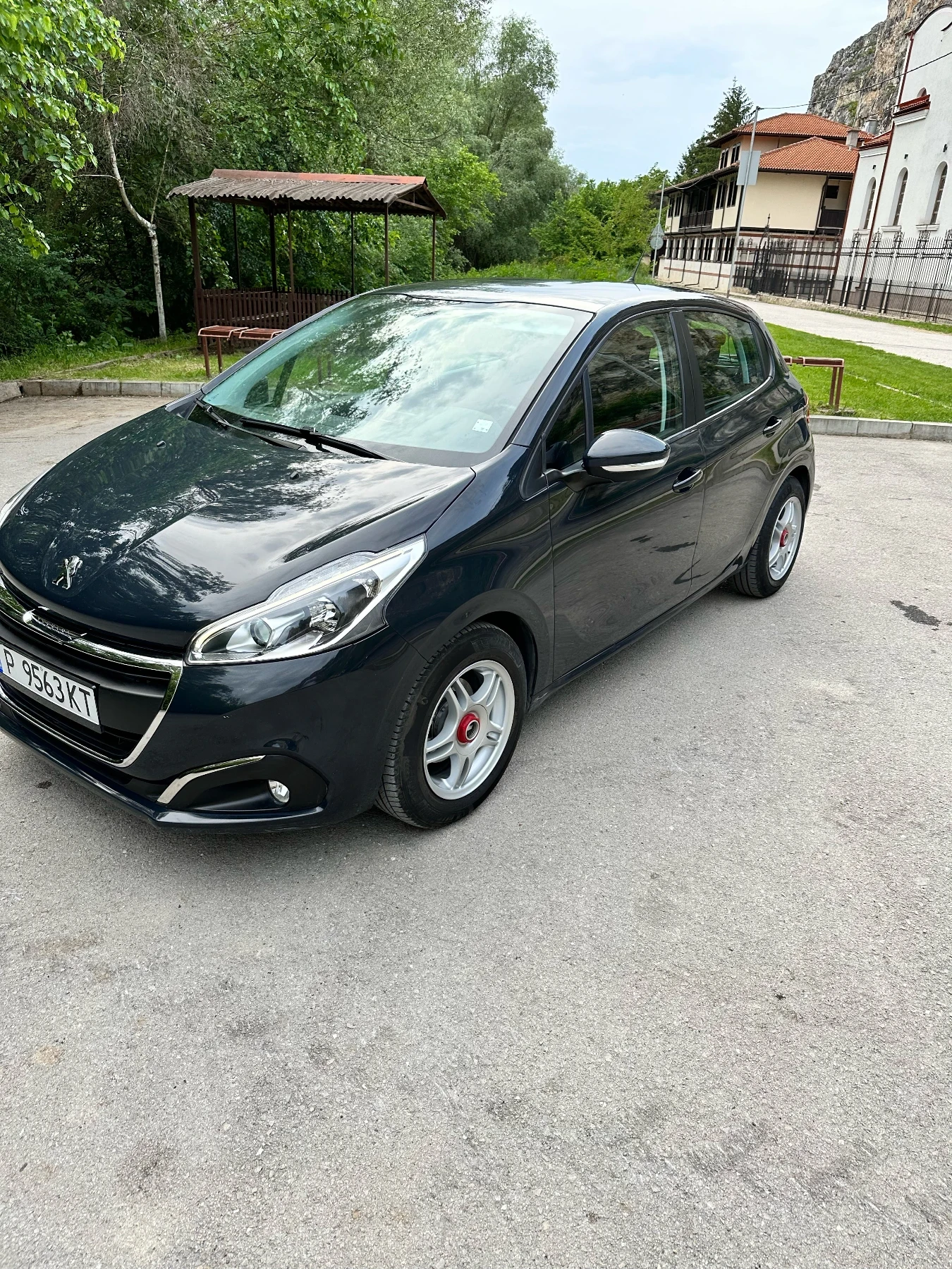 Peugeot 208 ALURE - изображение 3