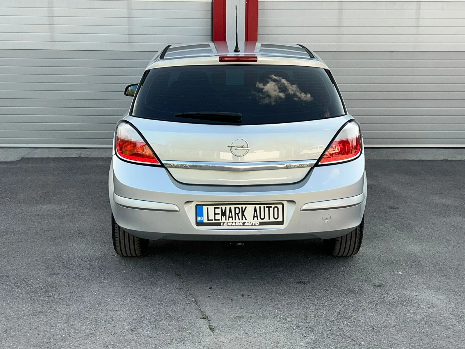 Opel Astra 1.6I AUTOMATK KLIMATRONIK ЛИЗИНГ!!! - изображение 10