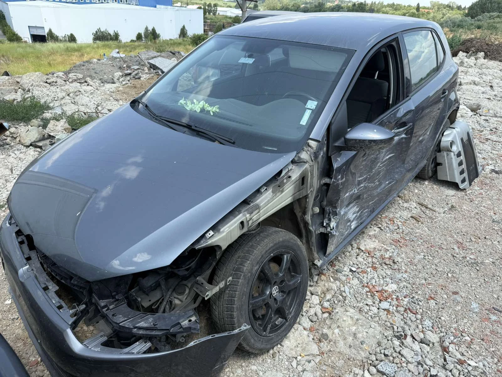 VW Polo 1.6tdi 105  - изображение 6