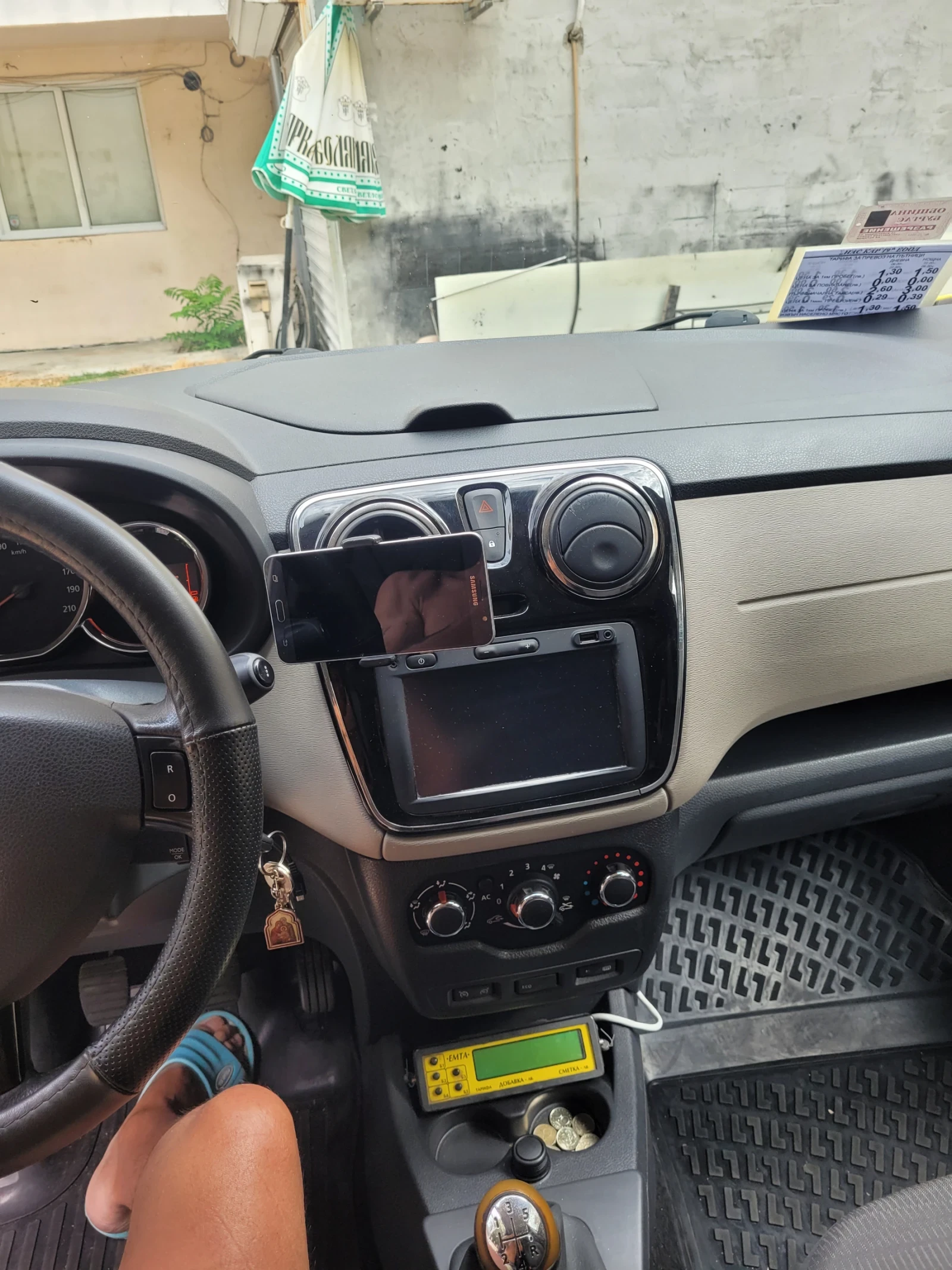 Dacia Lodgy  - изображение 10