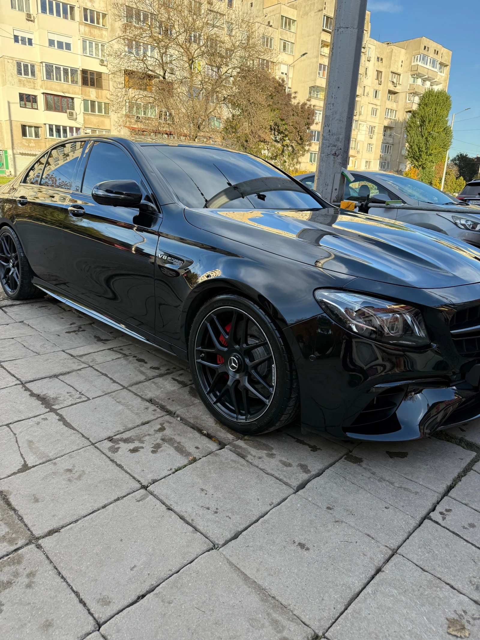 Mercedes-Benz E 63 AMG 6.3 AMG S 4 matic +  - изображение 4