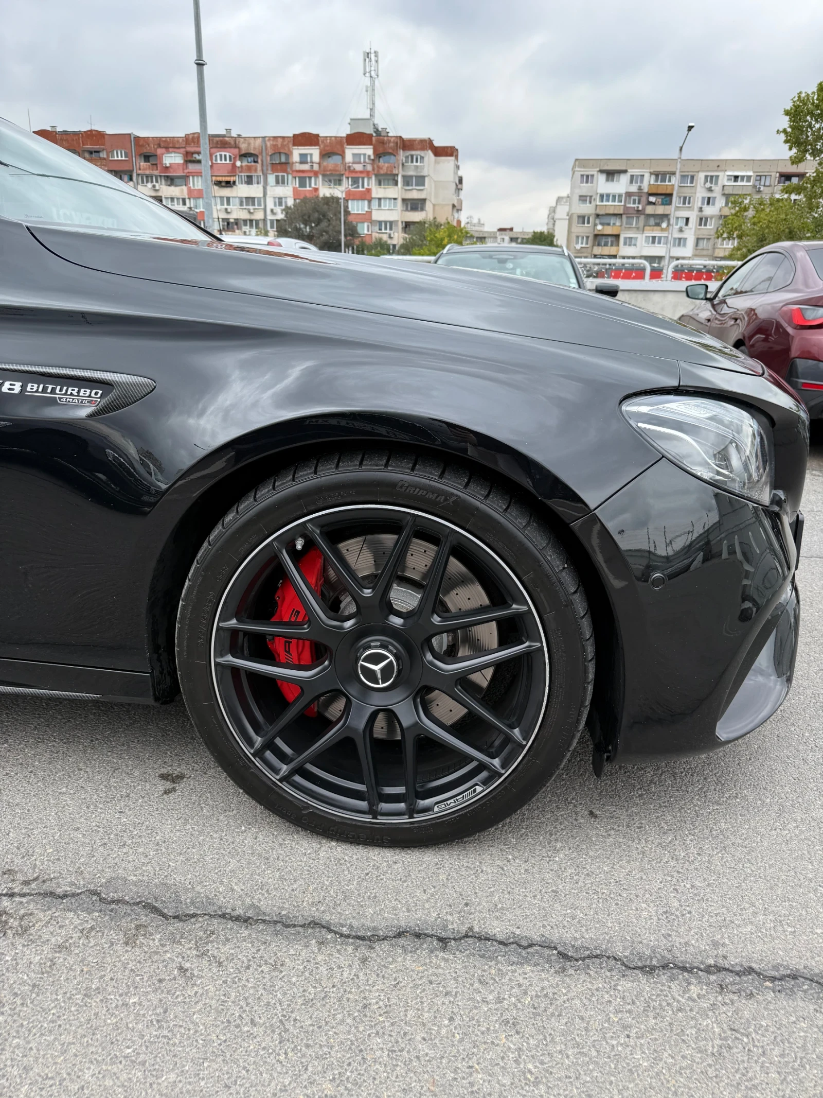 Mercedes-Benz E 63 AMG 6.3 AMG S 4 matic +  - изображение 3