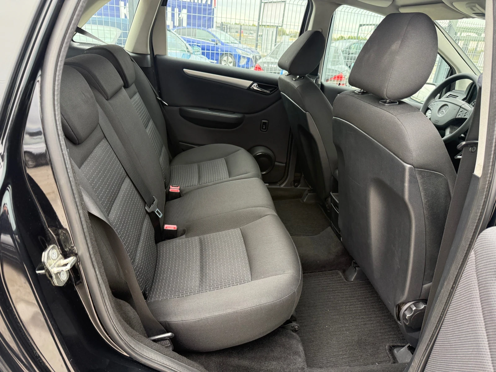Mercedes-Benz B 180 CDI* 2011г* 144.000КМ* НОВА* РЪЧКА*  - изображение 10