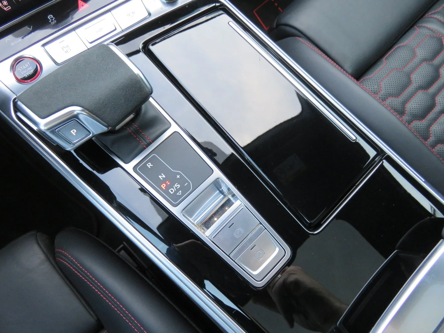 Audi Rs6 Audi RS 6 Avant 4.0 TFSI quattro - изображение 10