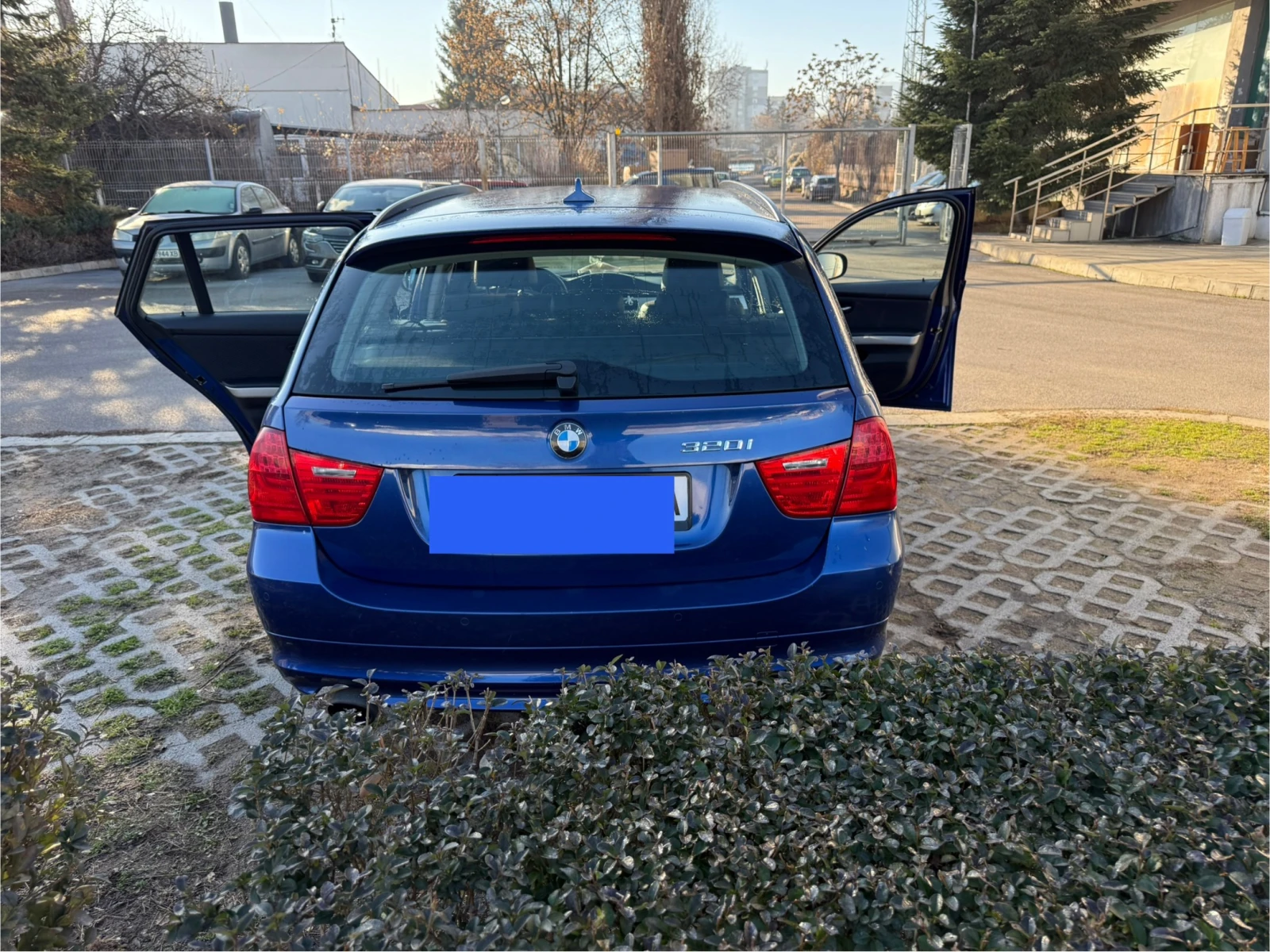 BMW 320 Touring  LCI 2011 г. (E91 фейслифт), 2. 0 бензин,  - изображение 8