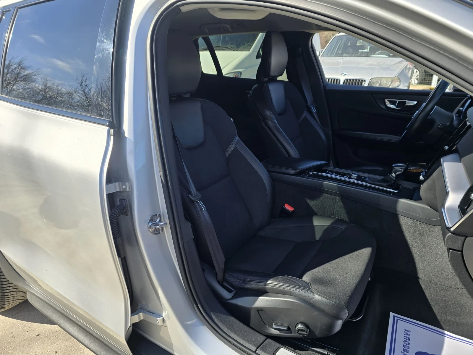 Volvo V60 Cross Country 2.0D 190к.с 4X4 , снимка 12 - Автомобили и джипове - 53770139