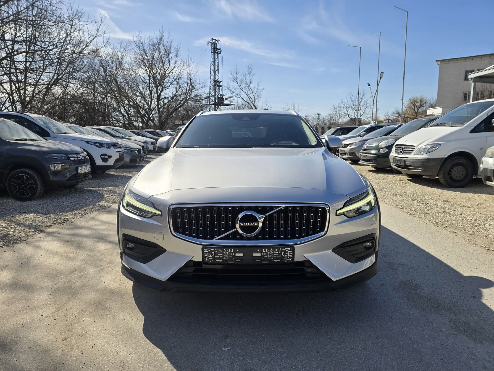 Volvo V60 Cross Country 2.0D 190к.с 4X4  - изображение 5
