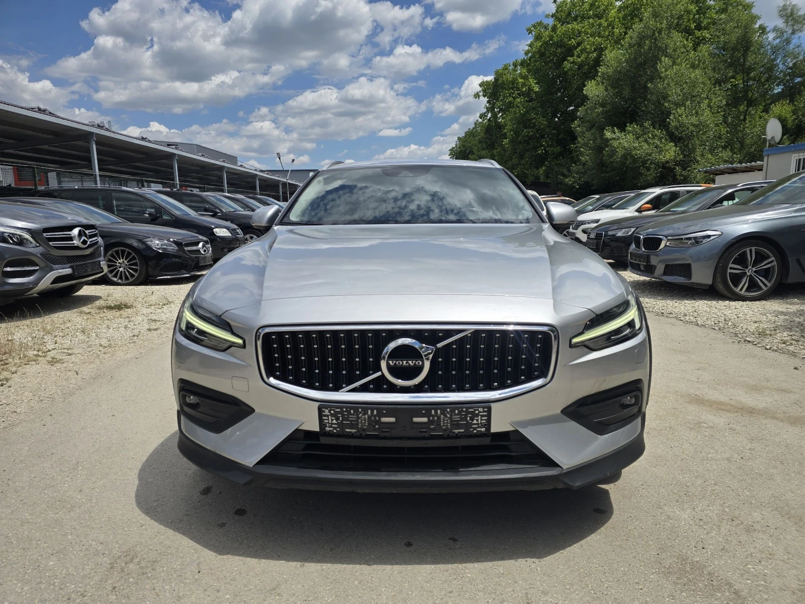 Volvo V60 Cross Country 2.0D 190к.с 4X4 , снимка 5 - Автомобили и джипове - 53770139