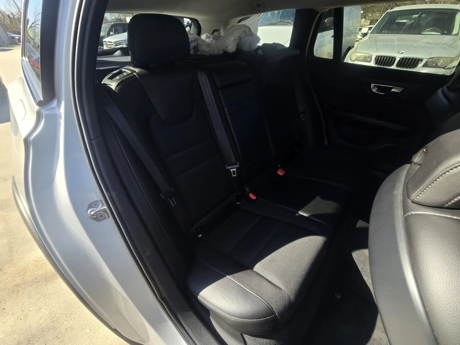 Volvo V60 Cross Country 2.0D 190к.с 4X4 , снимка 15 - Автомобили и джипове - 53770139