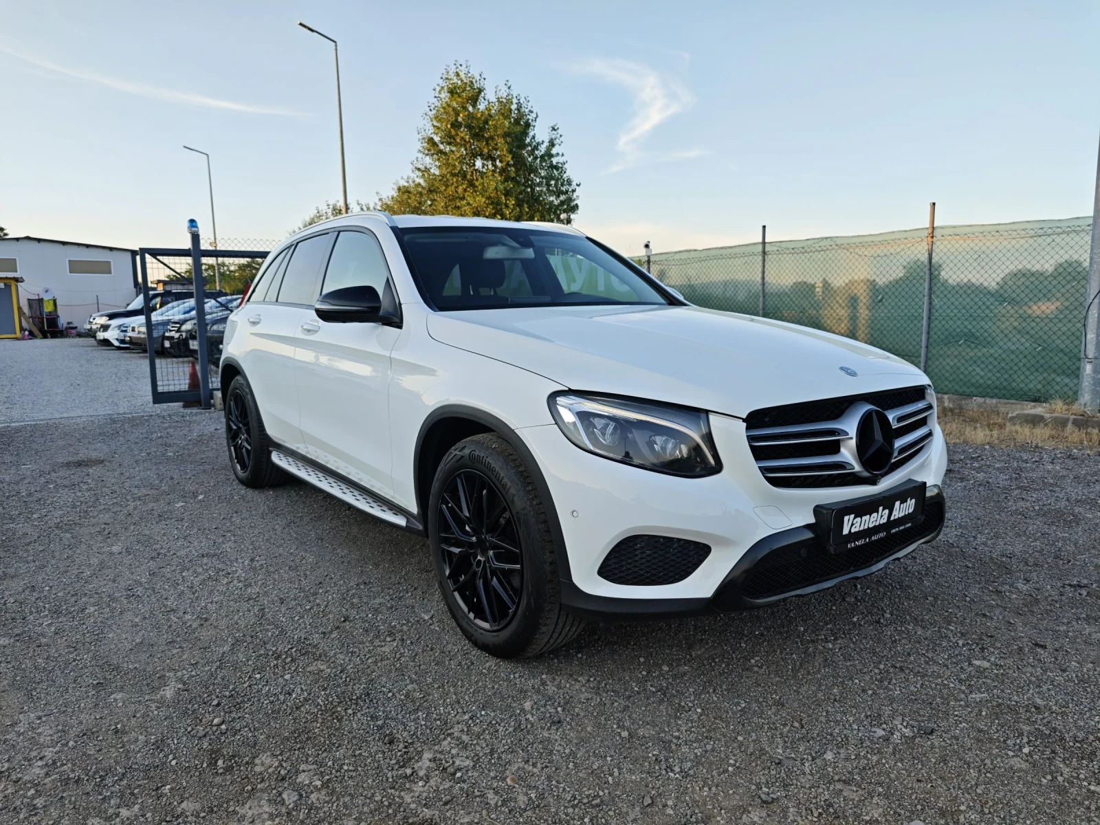 Mercedes-Benz GLC 220 TOP FULL, снимка 3 - Автомобили и джипове - 53849539