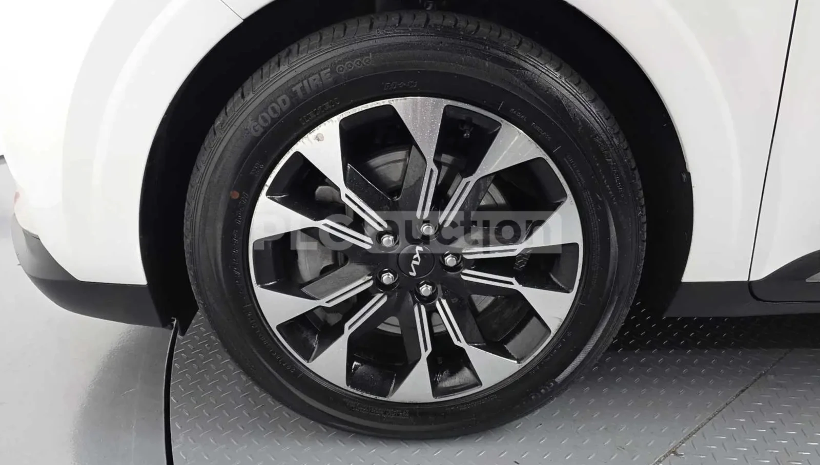 Kia Carnival Hi Limousine* V6* FULL* ПОДГРЕВ* ОБДУХВАНЕ* , снимка 5 - Автомобили и джипове - 54054839