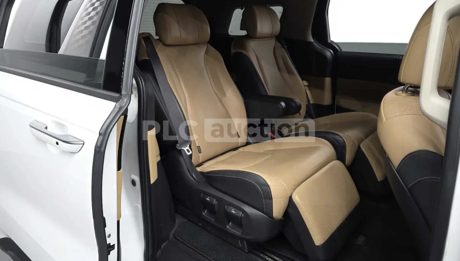 Kia Carnival Hi Limousine* V6* FULL* ПОДГРЕВ* ОБДУХВАНЕ* , снимка 12 - Автомобили и джипове - 54054839