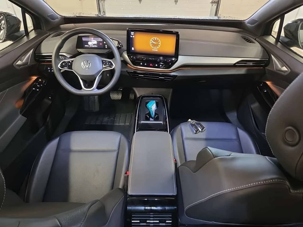 VW ID.4 PRO| AWD| 360 КАМЕРИ| 2 КЛЮЧА, снимка 10 - Автомобили и джипове - 54125268