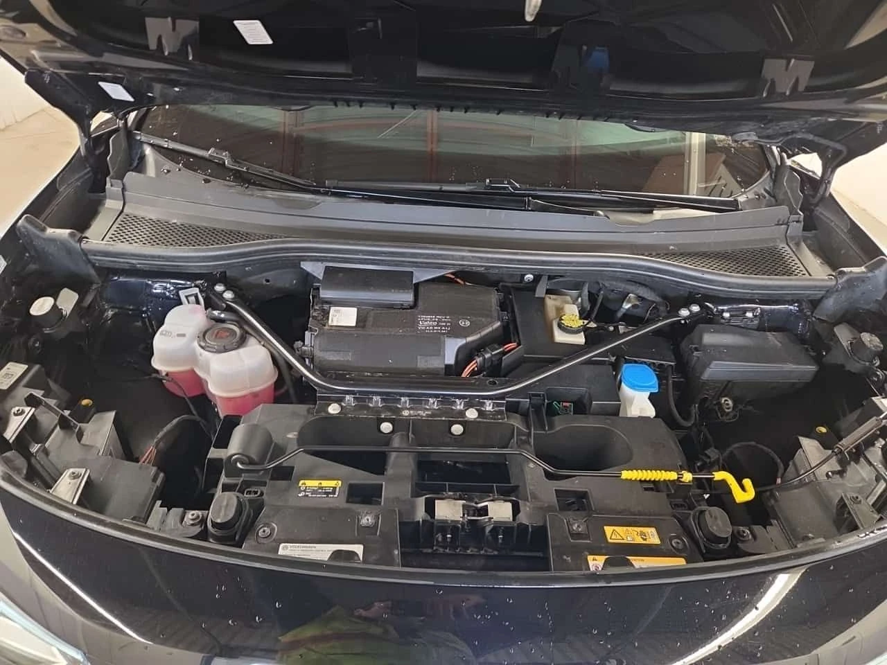 VW ID.4 PRO| AWD| 360 КАМЕРИ| 2 КЛЮЧА, снимка 16 - Автомобили и джипове - 54125268