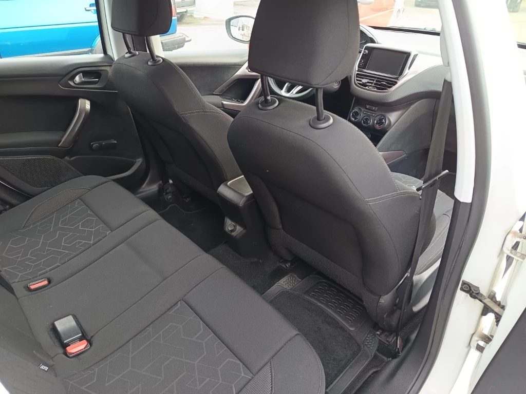Peugeot 2008 e VTi, снимка 8 - Автомобили и джипове - 54387479