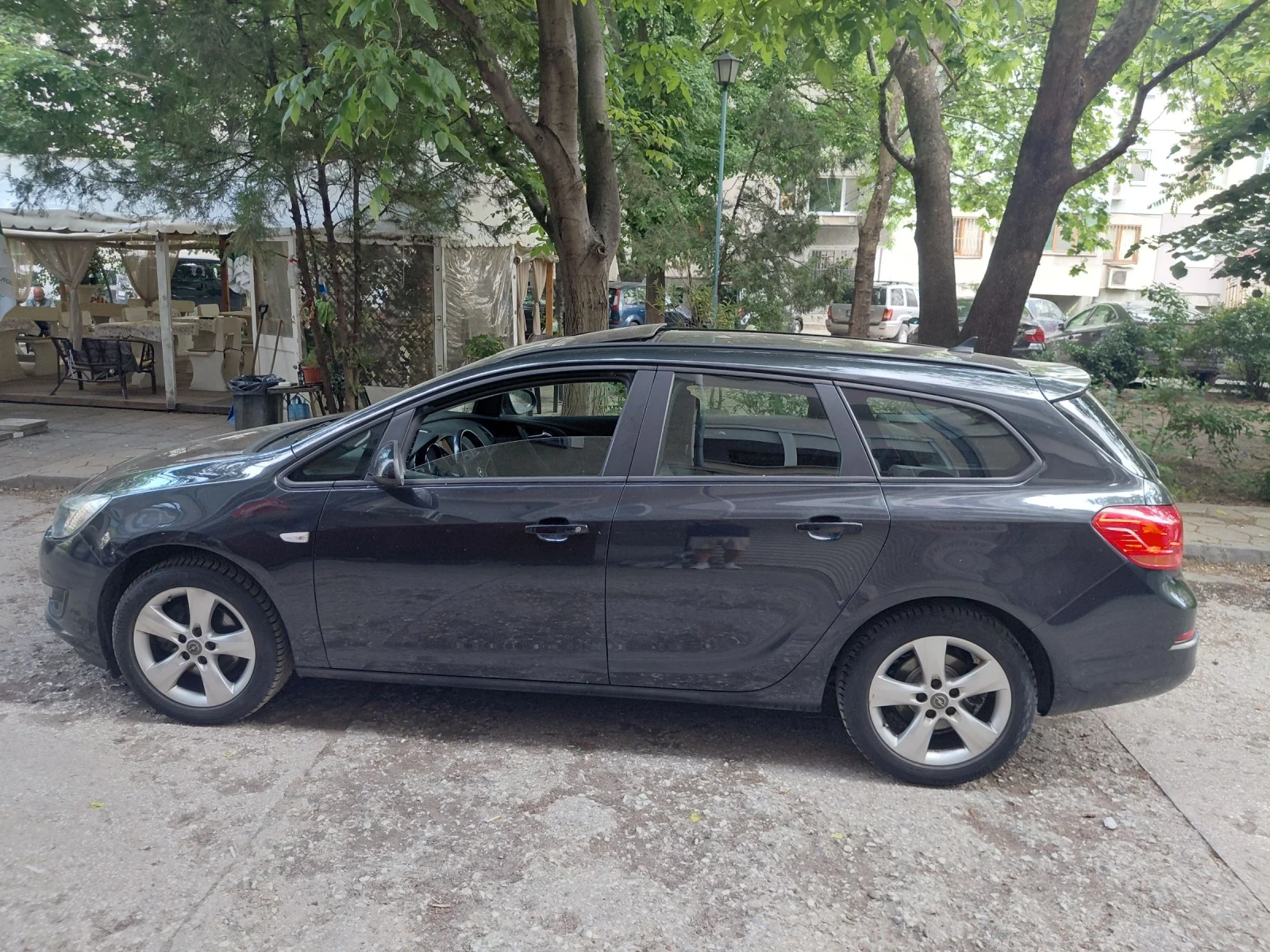Opel Astra 1.6, снимка 9 - Автомобили и джипове - 54550090