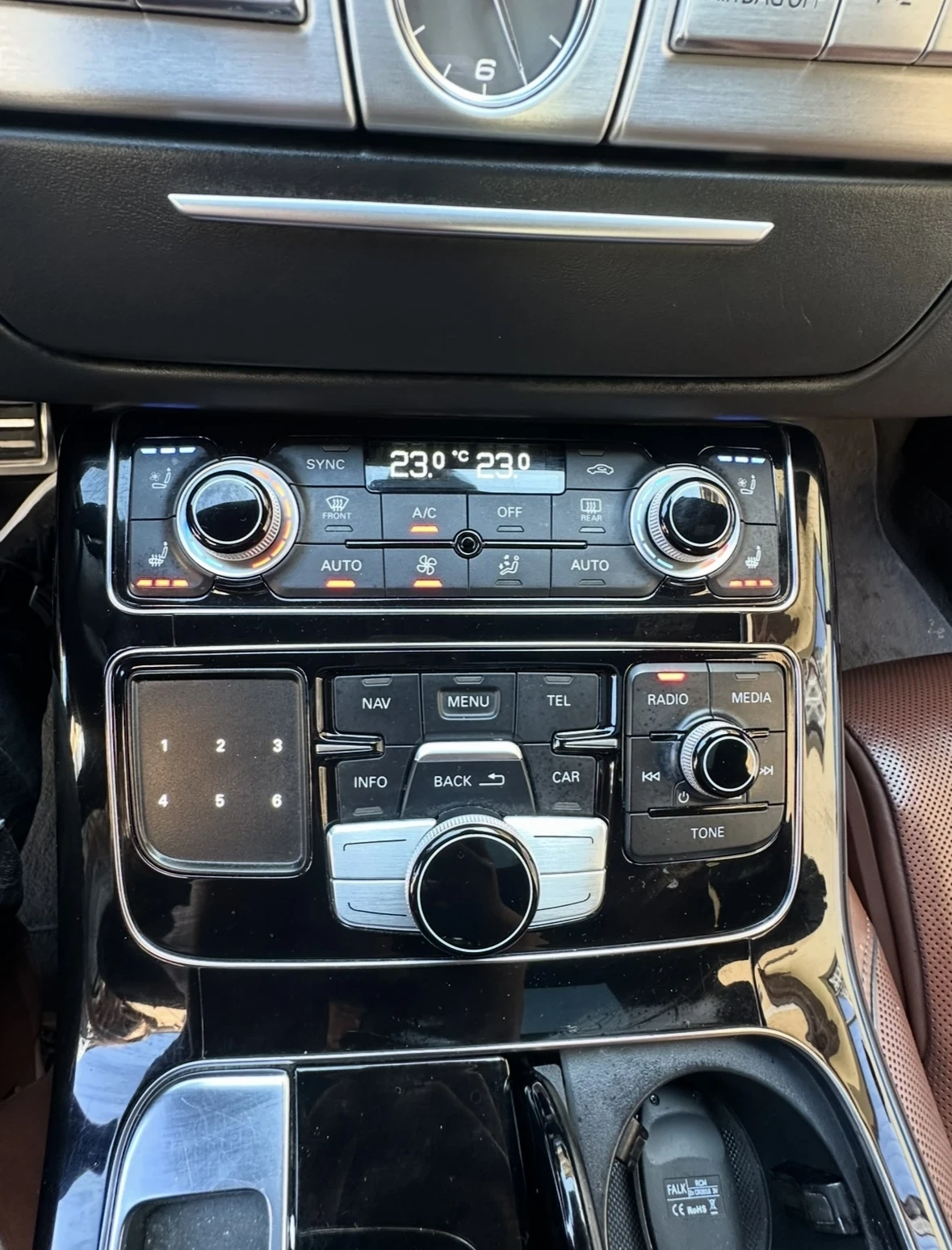 Audi S8, снимка 10 - Автомобили и джипове - 54722431