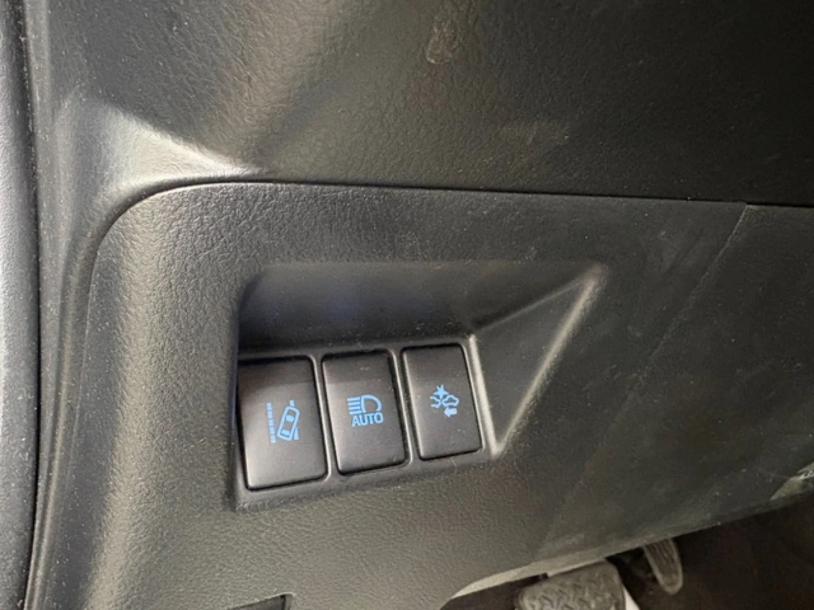 Toyota Yaris Hybrid | 1.5 | eCVT | Facelift 2019, снимка 12 - Автомобили и джипове - 54745737