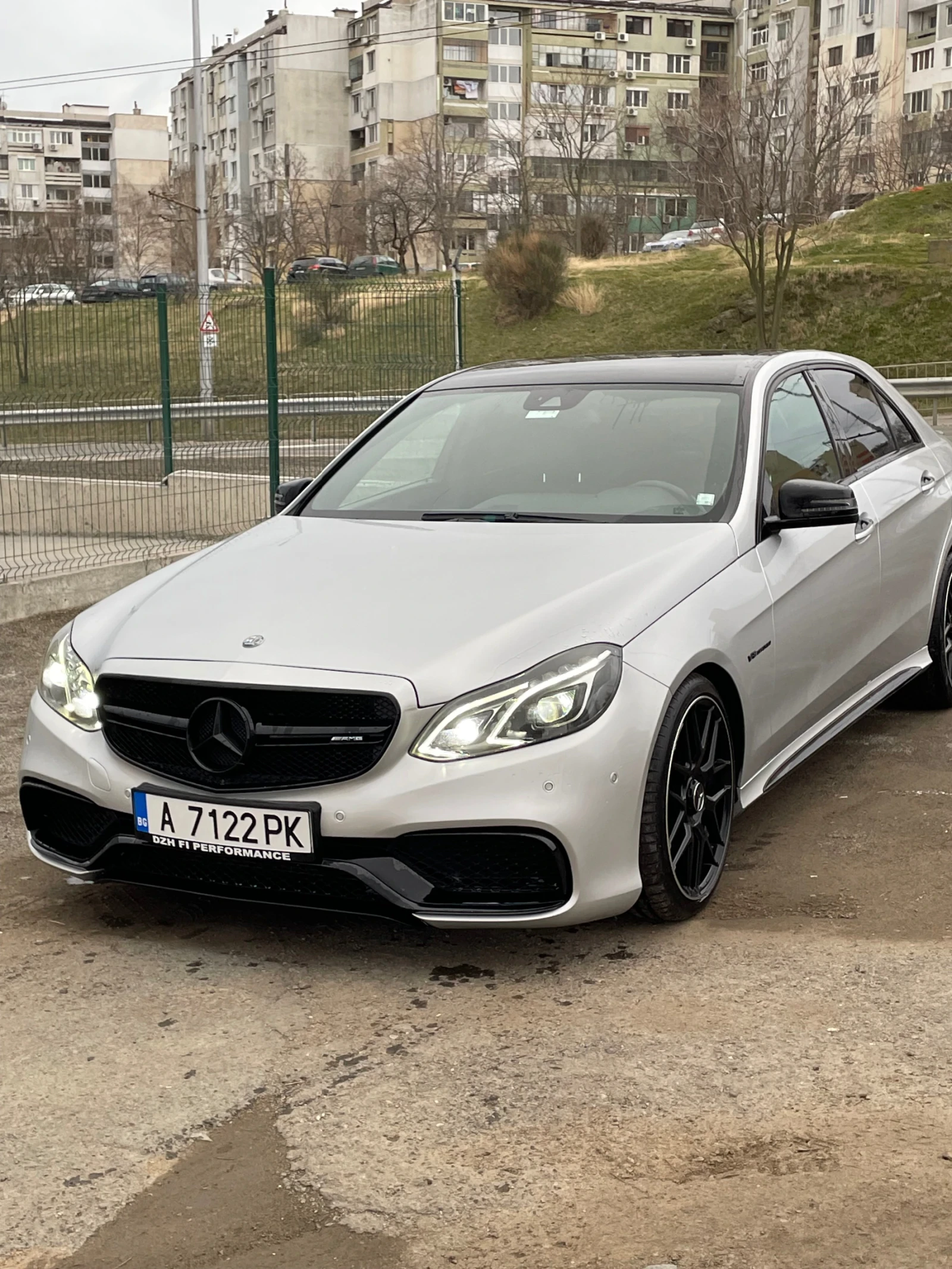 Mercedes-Benz E 350, снимка 2 - Автомобили и джипове - 55314940