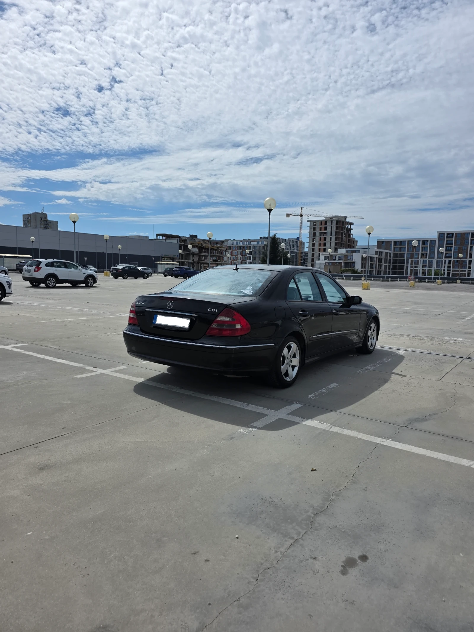 Mercedes-Benz E 270, снимка 3 - Автомобили и джипове - 56139923