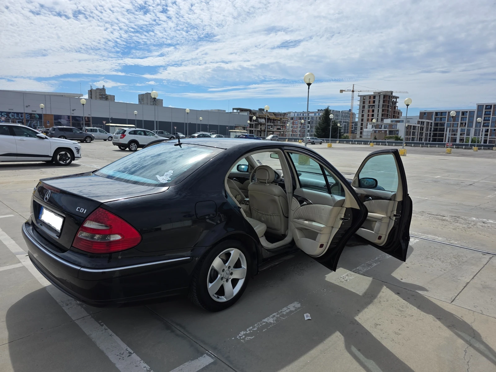 Mercedes-Benz E 270, снимка 5 - Автомобили и джипове - 56139923