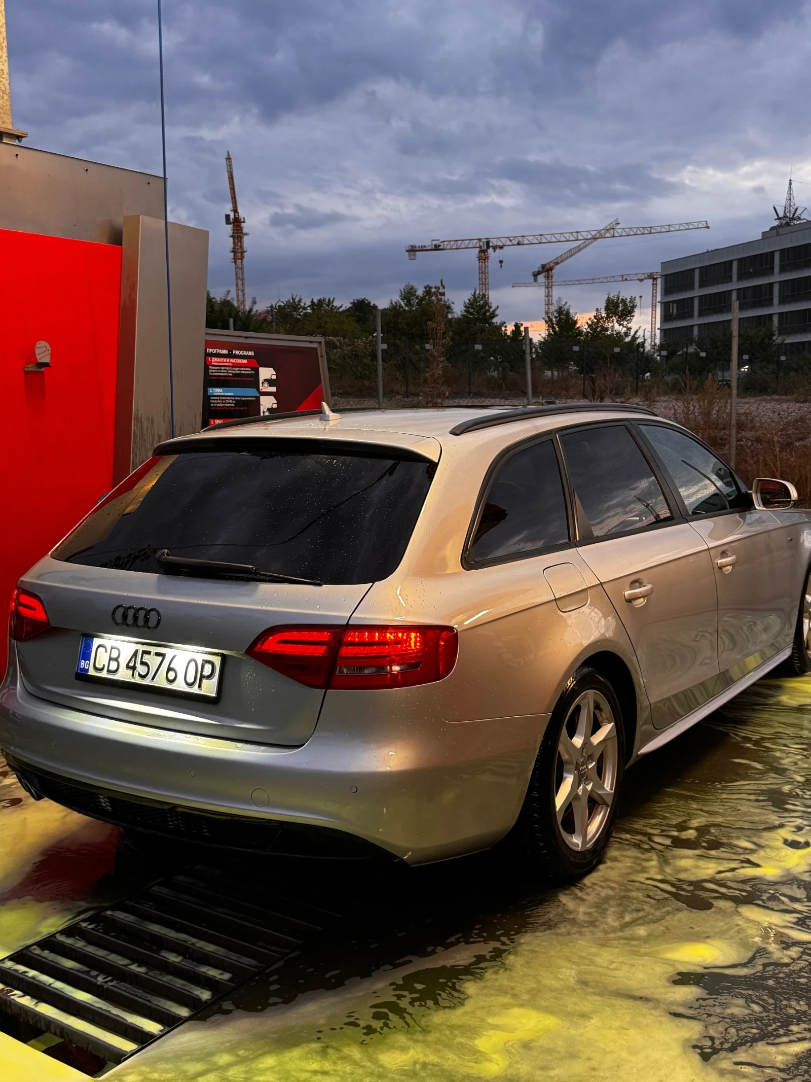 Audi A4, снимка 3 - Автомобили и джипове - 56156079