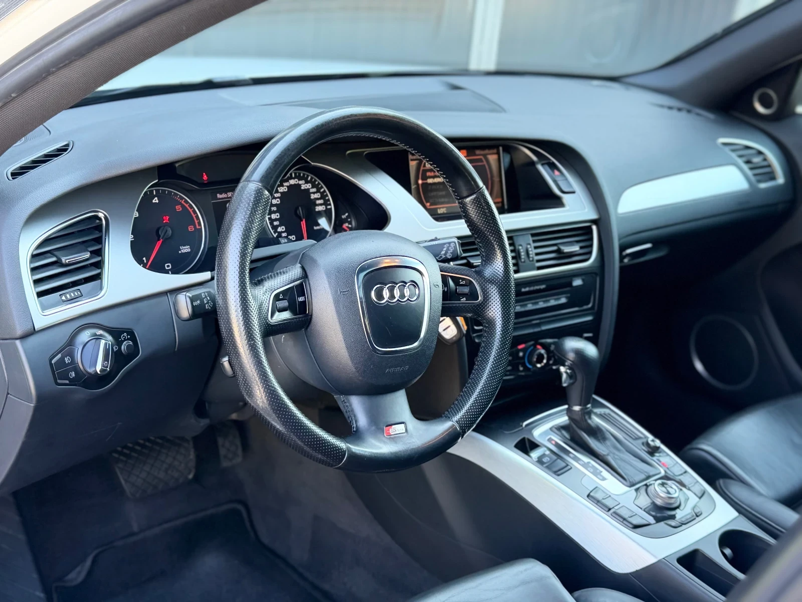 Audi A4, снимка 6 - Автомобили и джипове - 56226928
