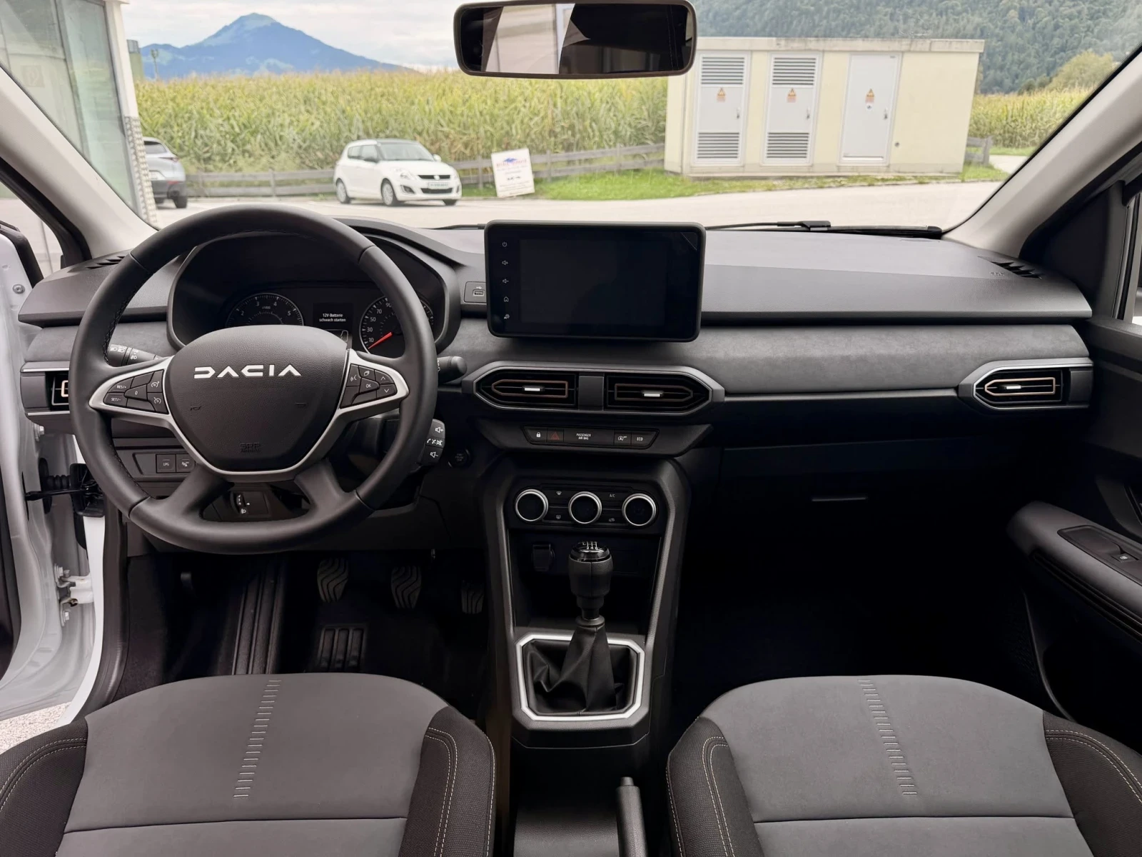 Dacia Jogger * ЧИСТО НОВА* 25км* EXTREME* LPG* , снимка 11 - Автомобили и джипове - 56230794