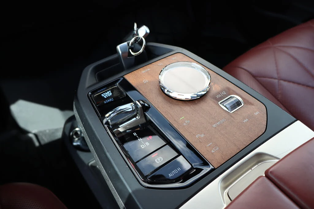 BMW iX XDRIVE50* HARMON* KARDON* 360������* LANE* ASSIST* | Mobile.bg � ����������� 11