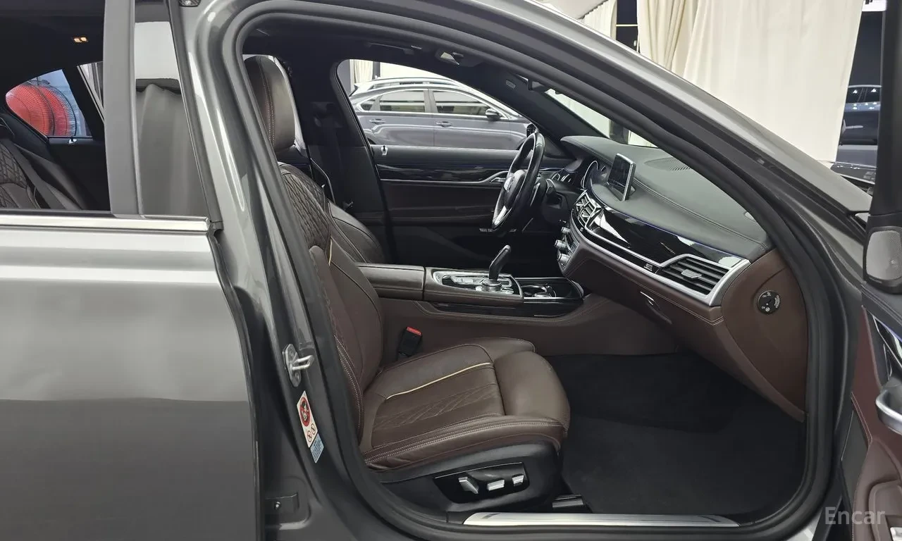BMW 740 XDRIVE* �������* �����* ����* ������* 360* ������� | Mobile.bg � ����������� 12