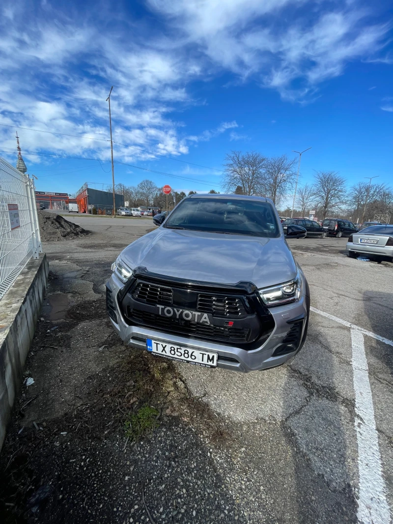 Toyota Hilux GR SPORT, снимка 2 - Автомобили и джипове - 48864264